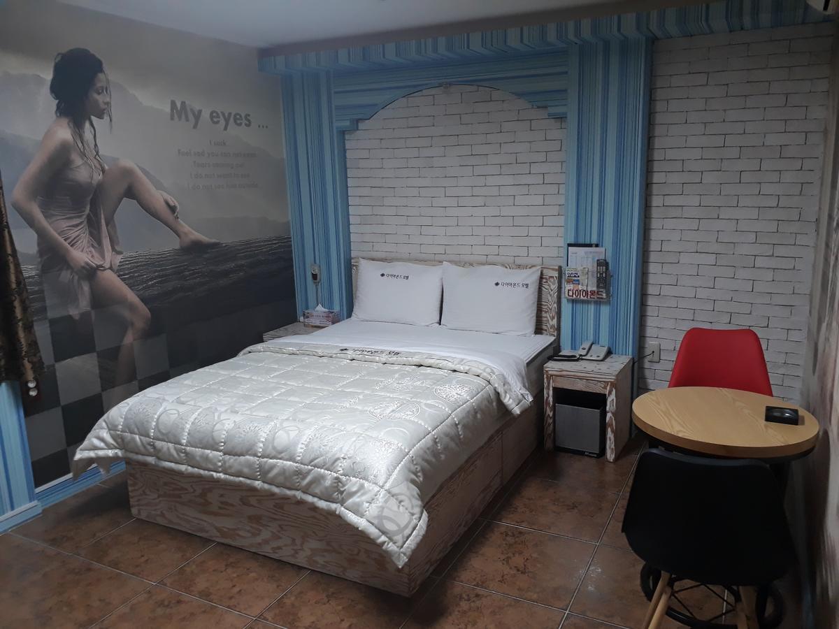 Diamond Motel Sacheon Ngoại thất bức ảnh
