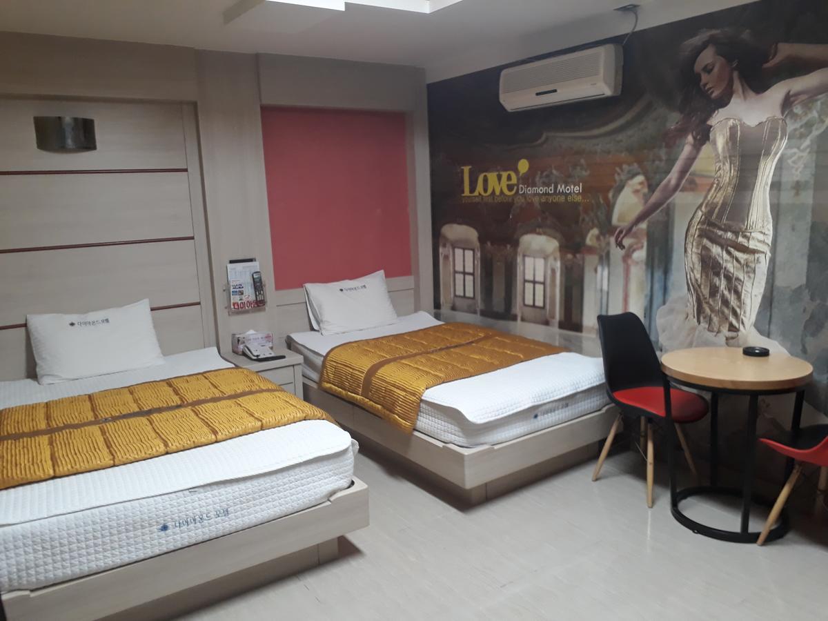 Diamond Motel Sacheon Ngoại thất bức ảnh