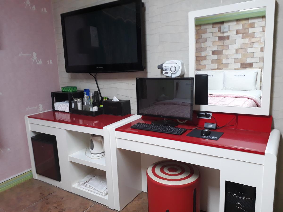 Diamond Motel Sacheon Ngoại thất bức ảnh