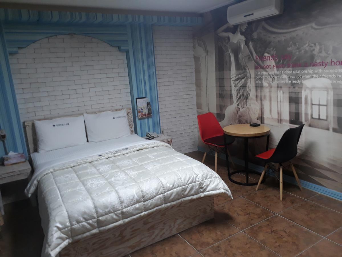 Diamond Motel Sacheon Ngoại thất bức ảnh